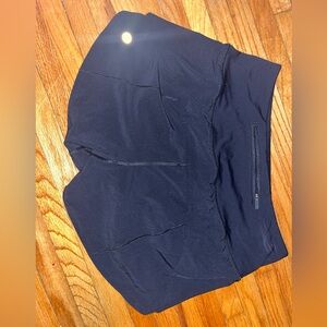 NWOT LULULEMON SPEED UPS